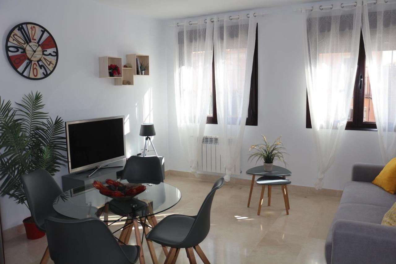 Appartement Apartamento Roca Tarpeya 4 Parking Incluido à Tolède Extérieur photo